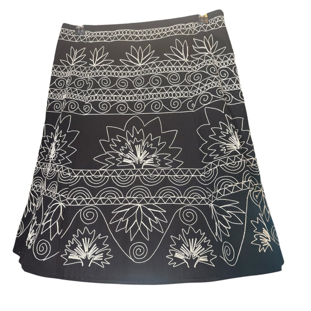 🔴5 for $40 Talbots Petites Black ALine Skirt Floral Embroidered Lined Side Zip 6 - Picture 4 of 7